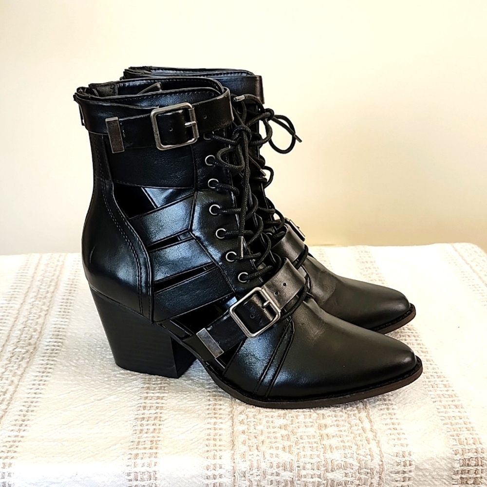 Coconuts by Matisse Getty Faux Leather Black Lace Up Strap Ankle Booties, 8M